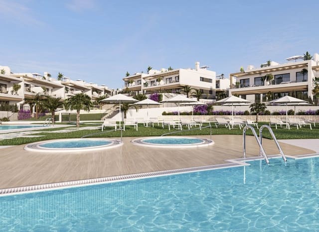 2 soveværelse Bungalow til salg i Los Balcones med swimmingpool - € 272.000 (Ref: 9937091)