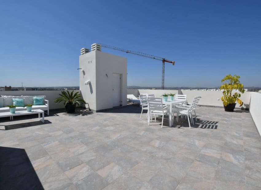Apartamento de 2 habitaciones en San Miguel de Salinas en venta con piscina - 251.900 € (Ref: 9942789)