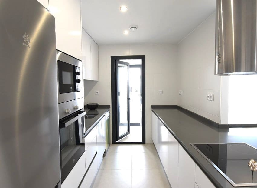 2 soveværelse Lejlighed til salg i Villamartin med swimmingpool garage - € 287.000 (Ref: 9958705)