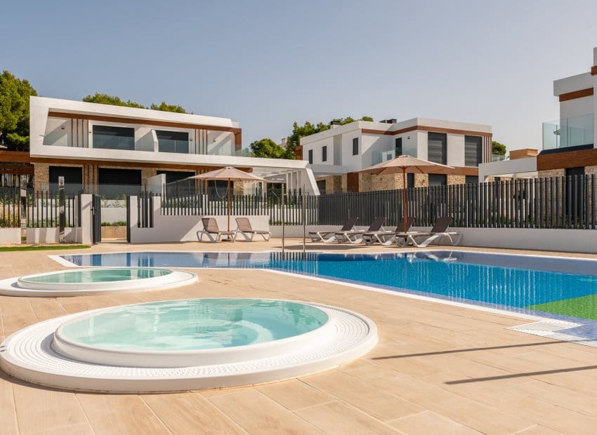 3 soveværelse Villa til salg i Capdepera med swimmingpool garage - € 970.000 (Ref: 9967016)