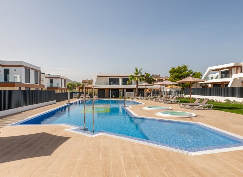 3 soveværelse Villa til salg i Capdepera med swimmingpool garage - € 970.000 (Ref: 9967016)