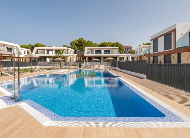 3 soveværelse Villa til salg i Cala Ratjada, Capdepera med swimmingpool garage - € 970.000 (Ref: 9967016)