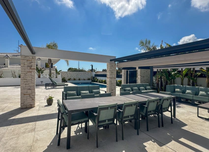 4 camera da letto Villa in vendita in Villamartin con piscina garage - 2.950.000 € (Rif: 9967021)
