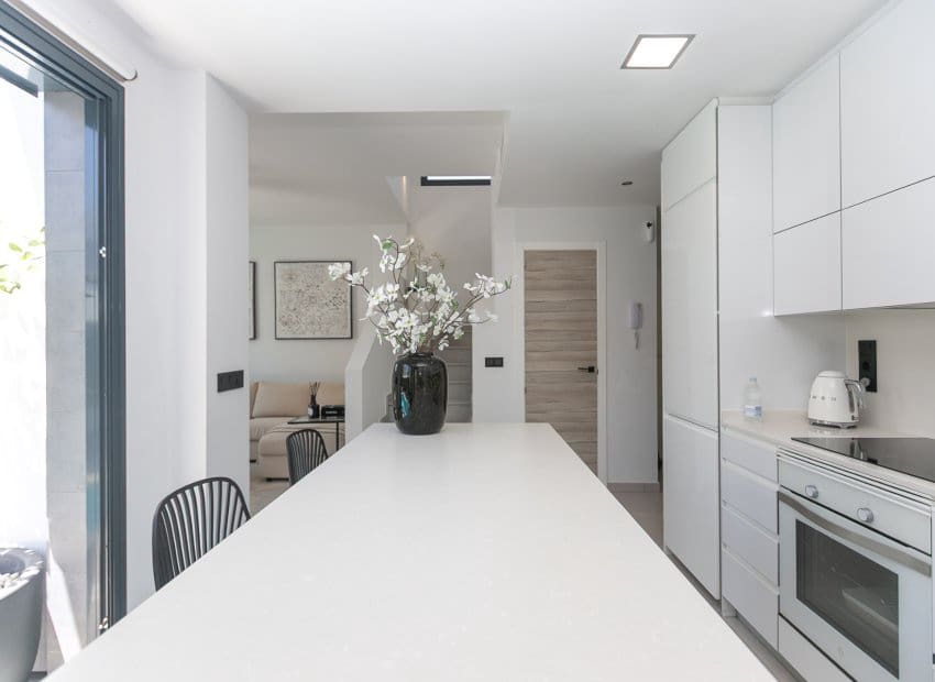 3 makuuhuone Huvila myytävänä paikassa Villamartin mukana uima-altaan - 369 000 € (Ref: 9967026)