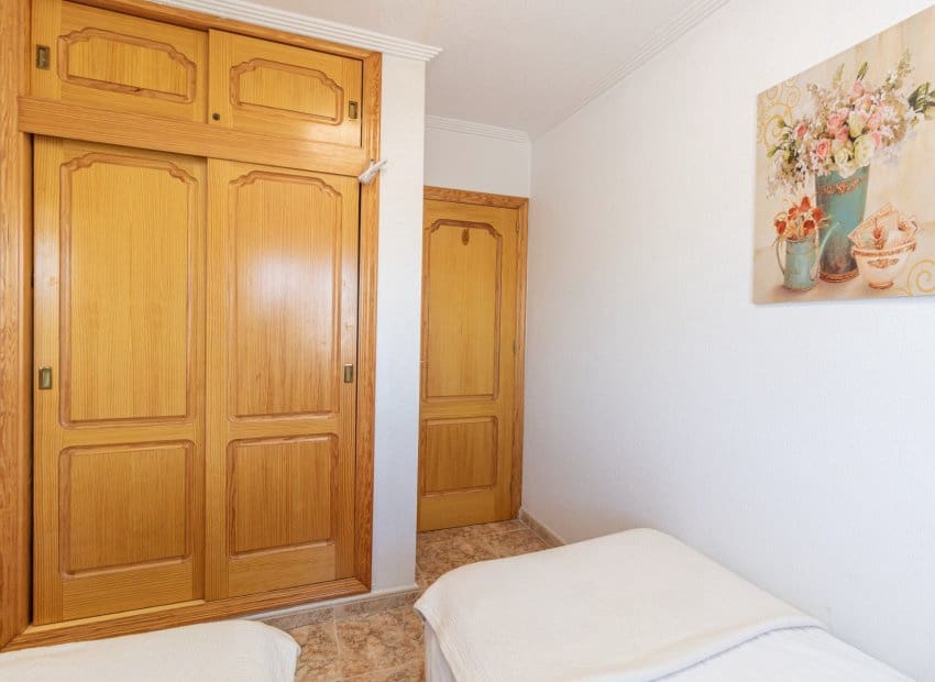 2 bedroom Apartment for sale in La Zenia with pool garage - € 189,000 (Ref: 9967031)