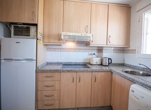 2 sovrum Lägenhet till salu i La Zenia, Orihuela med pool garage - 189 000 € (Ref: 9967031)