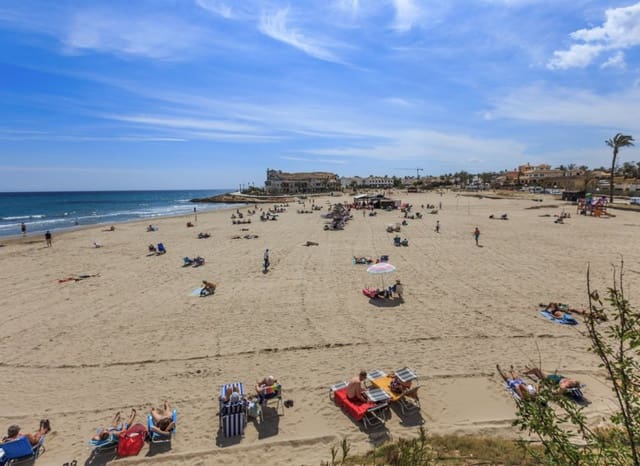 2 sovrum Lägenhet till salu i La Zenia, Orihuela med pool garage - 189 000 € (Ref: 9967031)