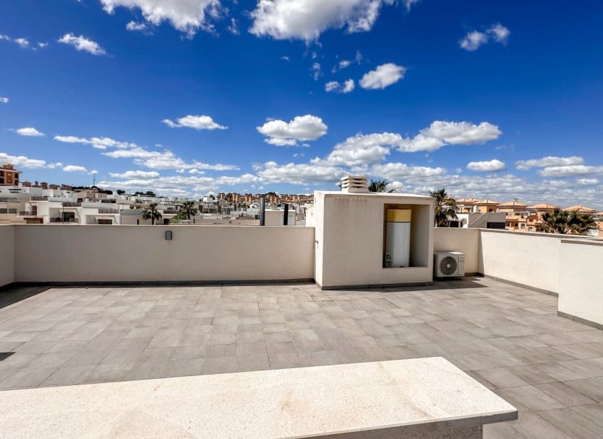 2 bedroom Townhouse for sale in Orihuela Costa with pool - € 255,000 (Ref: 9967036)