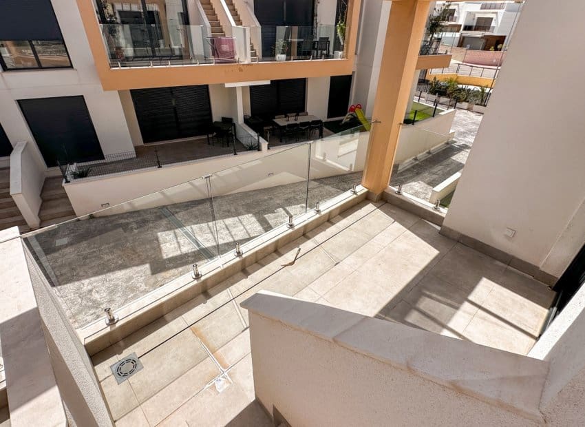 2 bedroom Townhouse for sale in Orihuela Costa with pool - € 255,000 (Ref: 9967036)