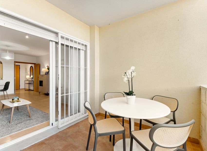 2 slaapkamer Penthouse te koop in Orihuela Costa met zwembad garage - € 205.500 (Ref: 9967044)