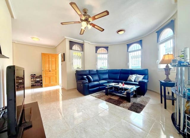 3 chambre Villa/Maison à vendre à Villamartin, Orihuela avec piscine garage - 339 000 € (Ref: 9967046)