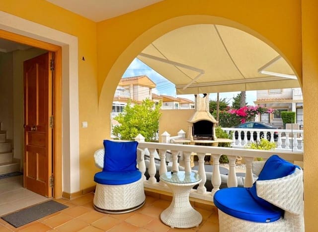 3 chambre Villa/Maison à vendre à Villamartin, Orihuela avec piscine garage - 339 000 € (Ref: 9967046)