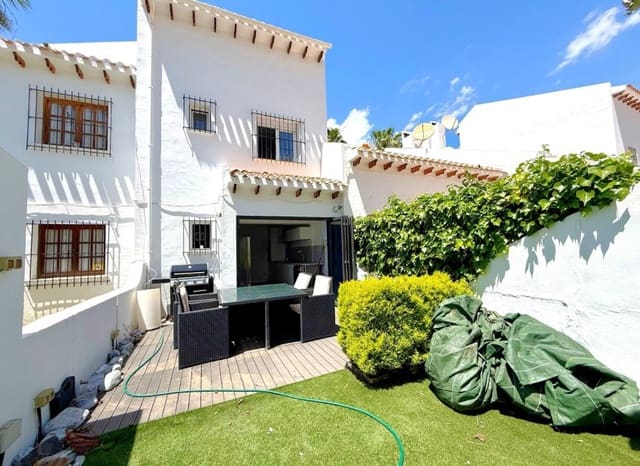 3 soverom Hus til salgs i Villamartin, Orihuela med svømmebasseng - € 265 000 (Ref: 9967047)