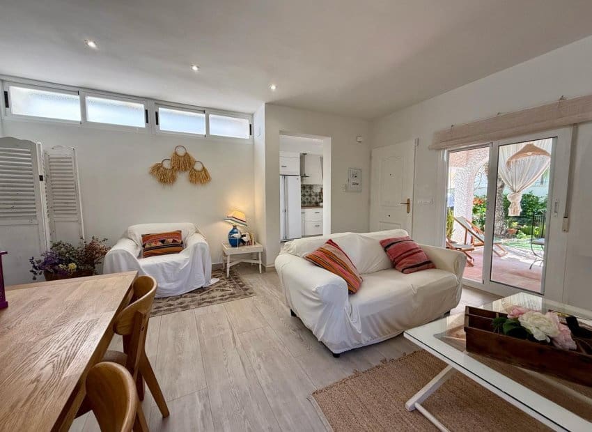 3 chambre Villa/Maison à vendre à Campoamor avec piscine - 435 000 € (Ref: 9967049)