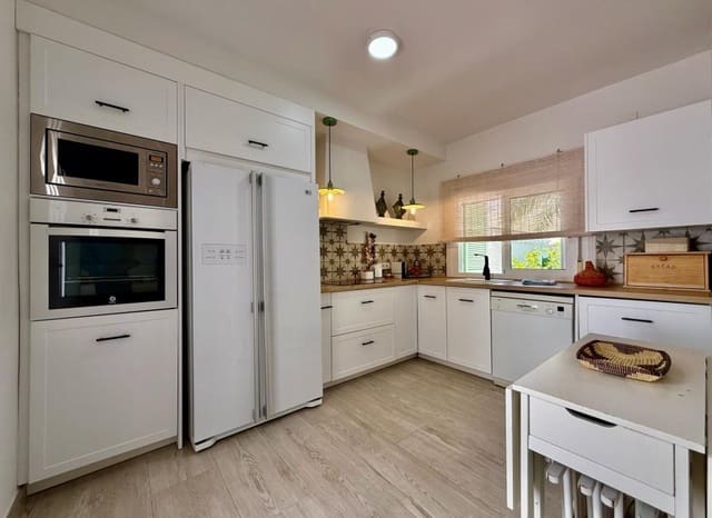 3 chambre Villa/Maison à vendre à Dehesa de Campoamor, Orihuela avec piscine - 435 000 € (Ref: 9967049)