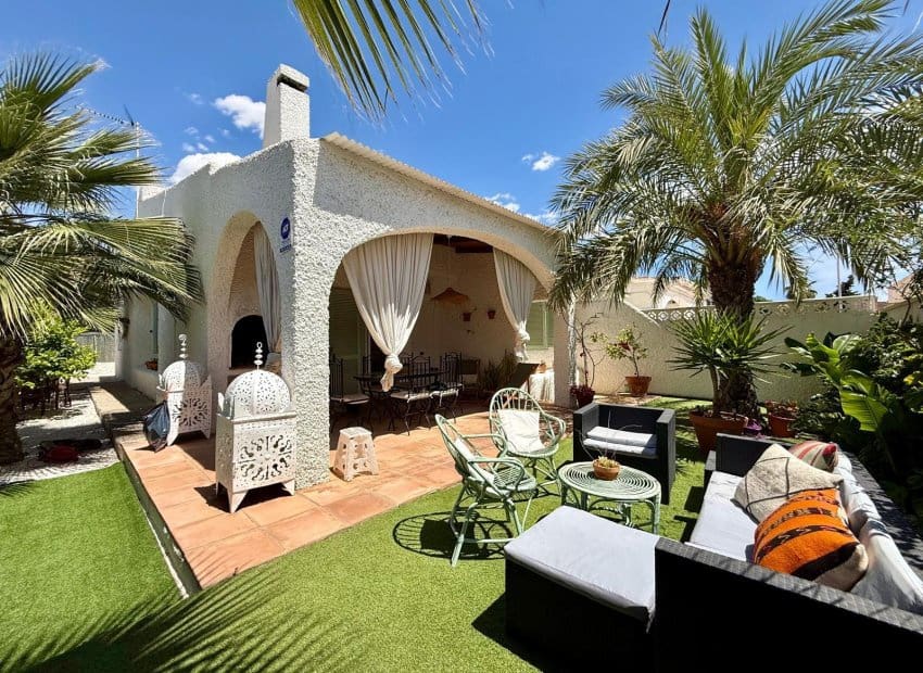 3 chambre Villa/Maison à vendre à Campoamor avec piscine - 435 000 € (Ref: 9967049)