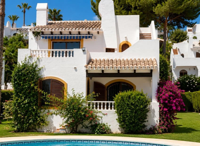3 soveværelse Villa til salg i Los Dolses med swimmingpool - € 424.900 (Ref: 9975650)