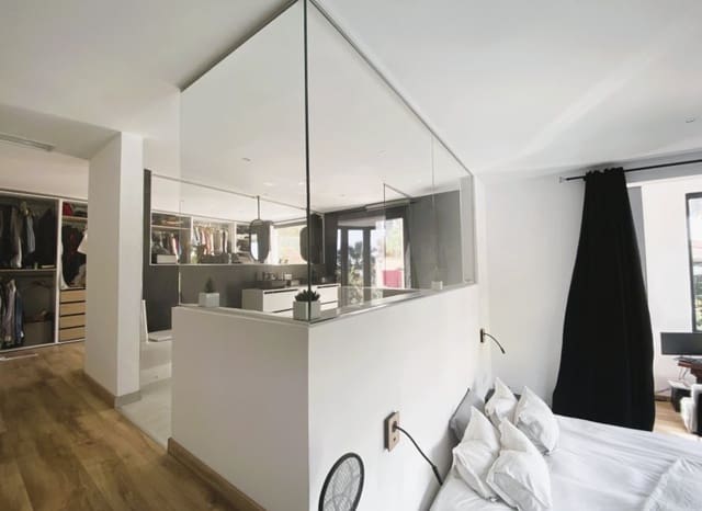 4 sypialnia Willa na sprzedaż w Costa de la Calma, Calvià z basenem garażem - 2 850 000 € (Ref: 9975651)