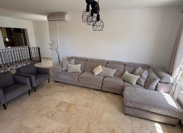 4 sypialnia Willa na sprzedaż w Lomas de Campoamor - Las Ramblas, Orihuela z basenem garażem - 645 000 € (Ref: 9975654)
