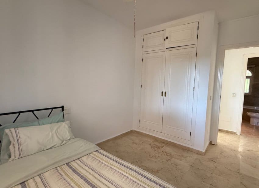 4 bedroom Villa for sale in Orihuela Costa with pool garage - € 645,000 (Ref: 9975654)