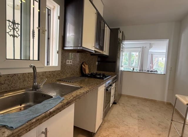 4 sypialnia Willa na sprzedaż w Lomas de Campoamor - Las Ramblas, Orihuela z basenem garażem - 645 000 € (Ref: 9975654)