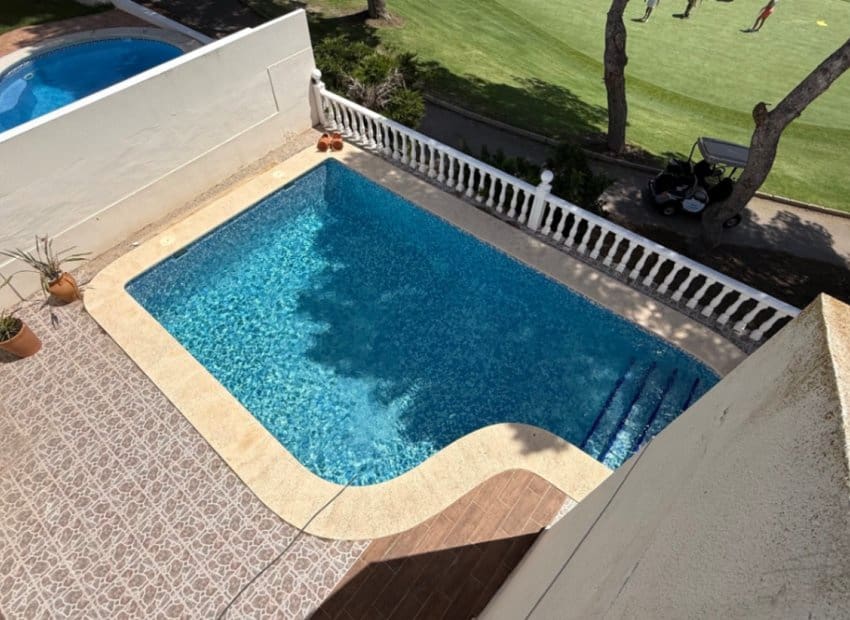 4 bedroom Villa for sale in Orihuela Costa with pool garage - € 645,000 (Ref: 9975654)