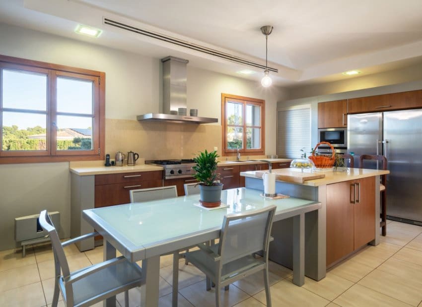 5 quarto Moradia para venda em Calvia com piscina garagem - 2 500 000 € (Ref: 9979304)
