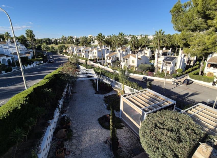 4 sovrum Villa till salu i Orihuela Costa med pool - 750 000 € (Ref: 9979306)