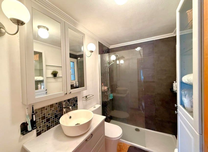 2 sovrum Lägenhet till salu i Villamartin med pool - 199 000 € (Ref: 9979309)
