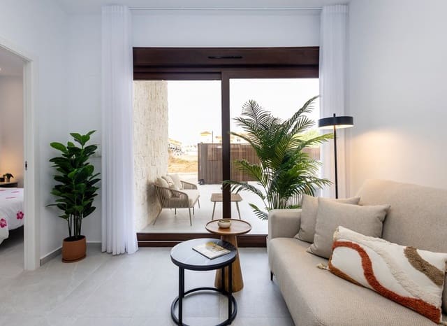 2 slaapkamer Villa te koop in Vistabella, Orihuela met zwembad - € 366.000 (Ref: 9979310)