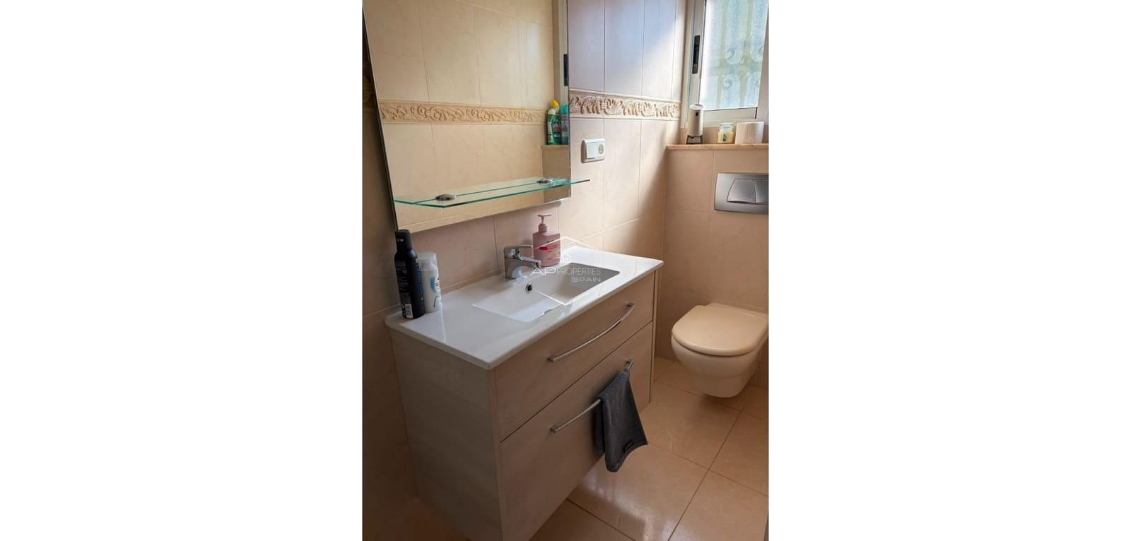 4 bedroom Villa for sale in Rojales with pool - € 557,000 (Ref: 10016593)