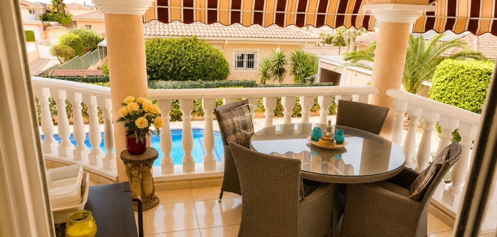 4 bedroom Villa for sale in Rojales with pool garage - € 557,000 (Ref: 10016593)