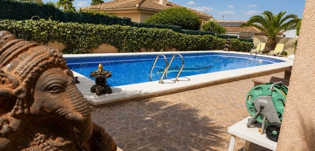 4 soveværelse Villa til salg i Rojales med swimmingpool - € 557.000 (Ref: 10016593)