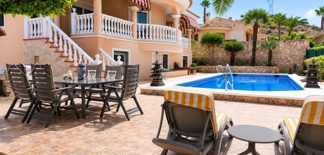 4 soveværelse Villa til salg i Rojales med swimmingpool - € 557.000 (Ref: 10016593)