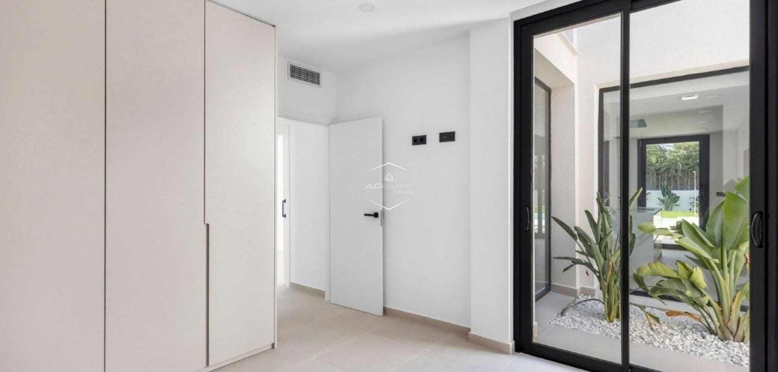 4 bedroom Villa for sale in Los Balcones with pool - € 895,000 (Ref: 10034681)