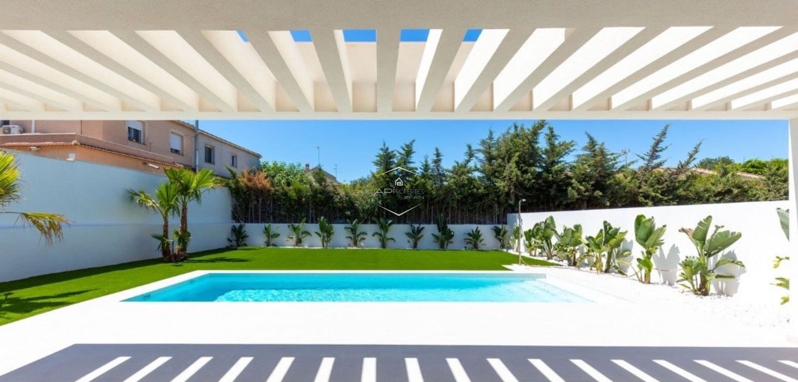 4 bedroom Villa for sale in Los Balcones with pool - € 895,000 (Ref: 10034681)