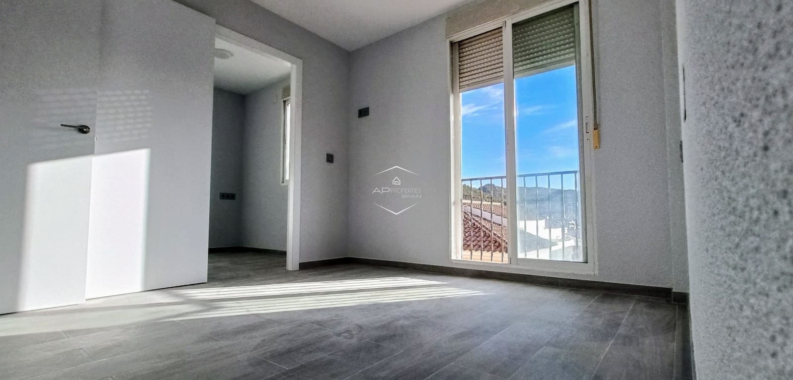 2 bedroom Townhouse for sale in La Romana with garage - € 169,990 (Ref: 8982757)