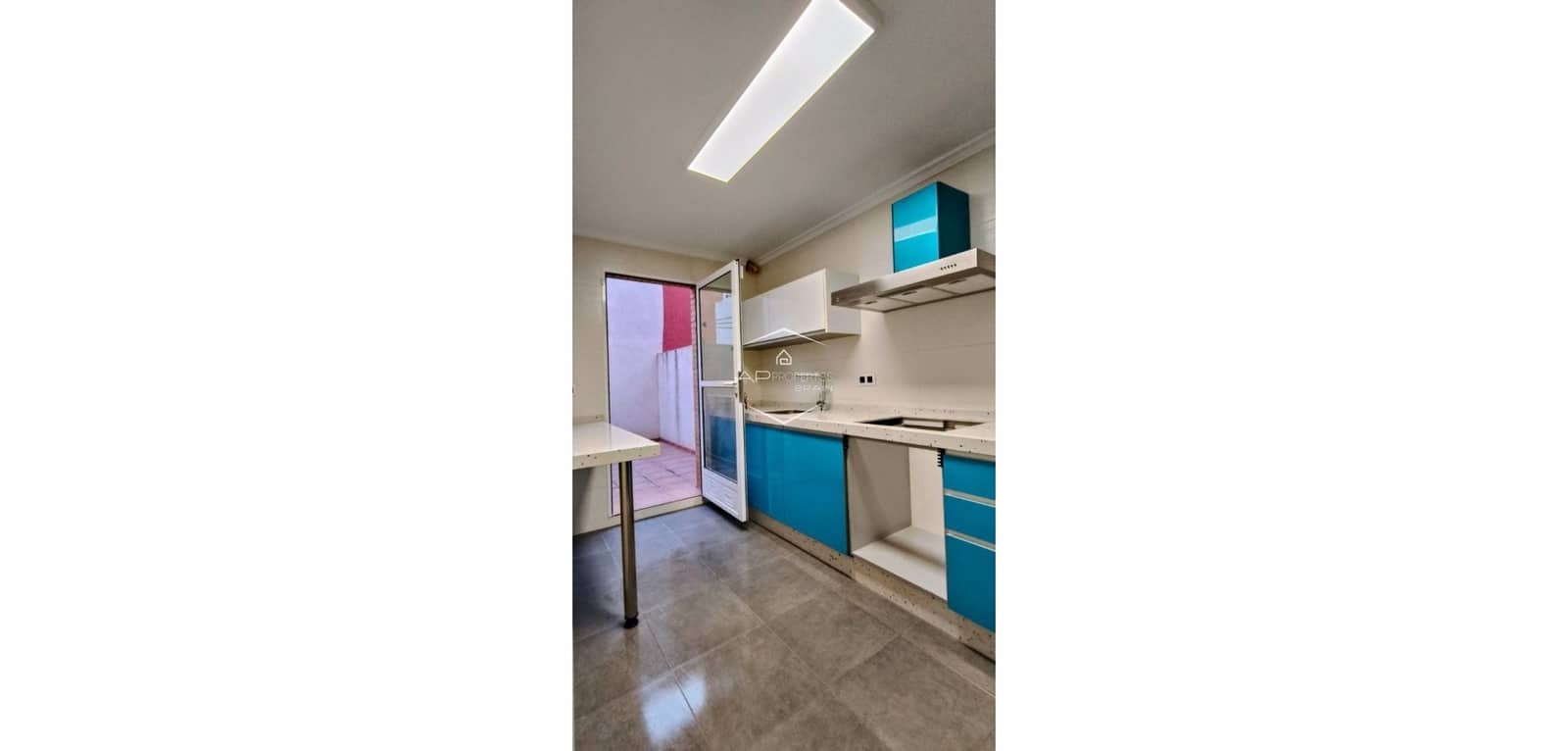 3 bedroom Townhouse for sale in La Romana with garage - € 159,990 (Ref: 8982757)