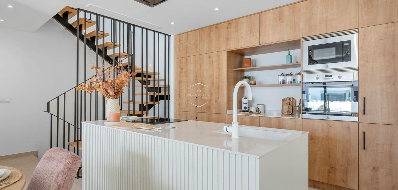 3 bedroom Townhouse for sale in Dolores with pool - € 389,000 (Ref: 9289956)