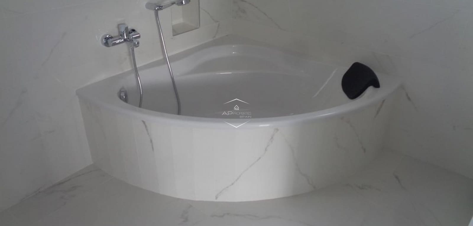 4 soveværelse Villa til salg i Pinoso med swimmingpool - € 423.000 (Ref: 9289963)