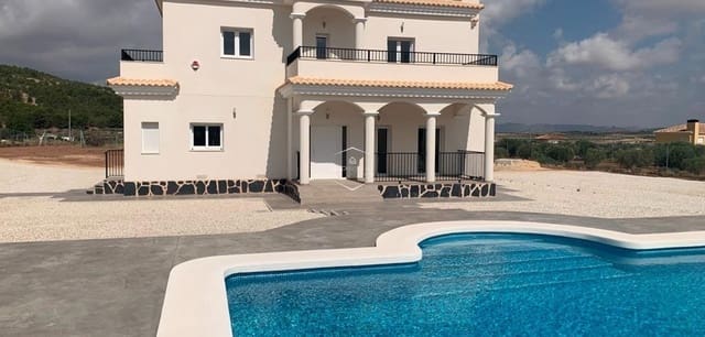 4 soveværelse Villa til salg i Pinoso med swimmingpool - € 423.000 (Ref: 9289963)