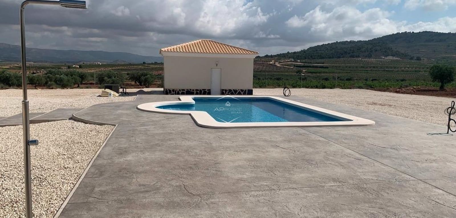 4 soveværelse Villa til salg i Pinoso med swimmingpool - € 423.000 (Ref: 9289963)