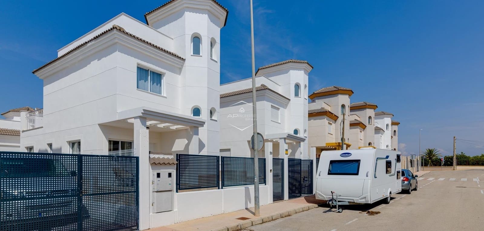 3 makuuhuone Paritalo myytävänä paikassa San Fulgencio mukana uima-altaan - 275 000 € (Ref: 9289965)