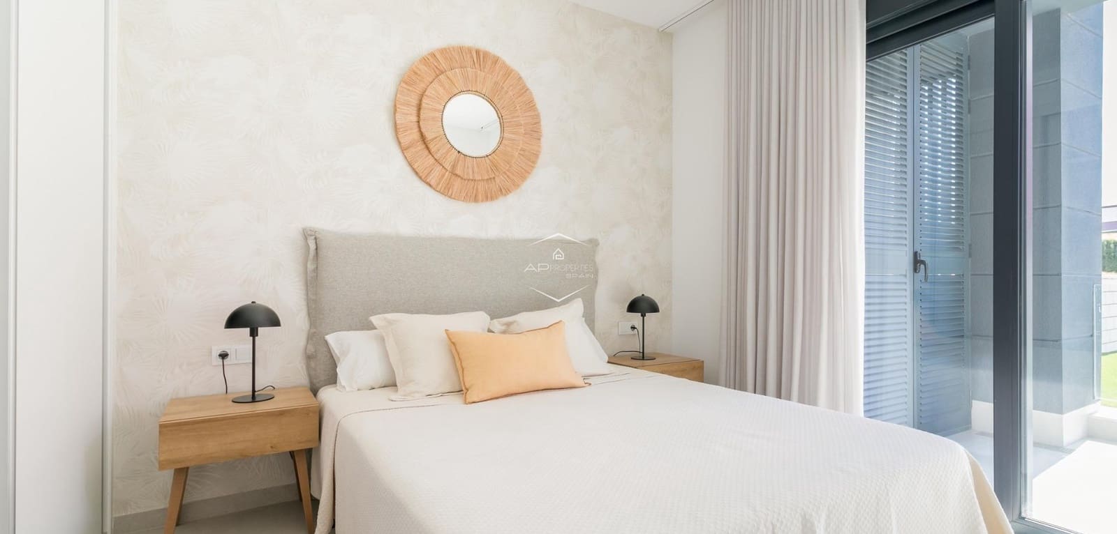 2 Zimmer Apartment zu verkaufen in Torrevieja mit Pool - 285.000 € (Ref: 9289969)