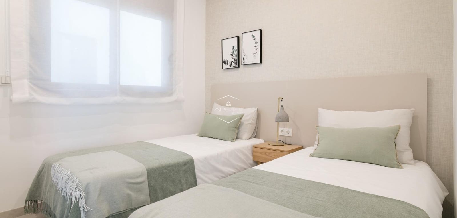 2 Zimmer Apartment zu verkaufen in Torrevieja mit Pool - 285.000 € (Ref: 9289969)