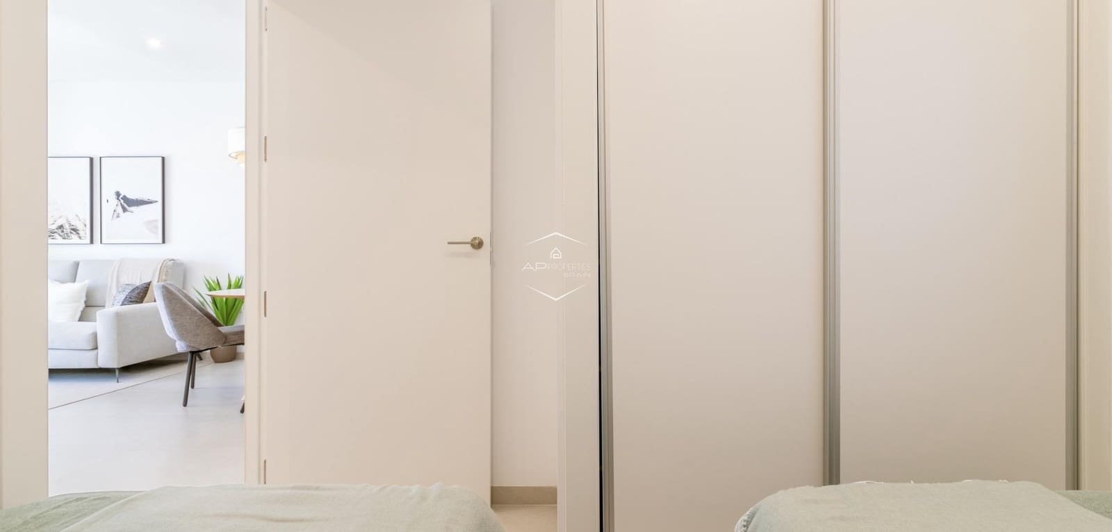 2 Zimmer Apartment zu verkaufen in Torrevieja mit Pool - 285.000 € (Ref: 9289969)