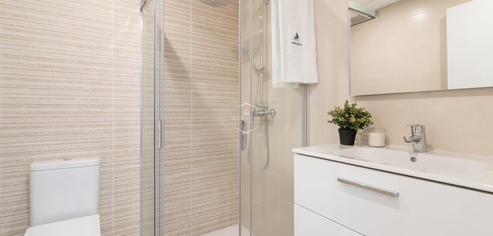 2 Zimmer Apartment zu verkaufen in Torrevieja mit Pool - 285.000 € (Ref: 9289969)