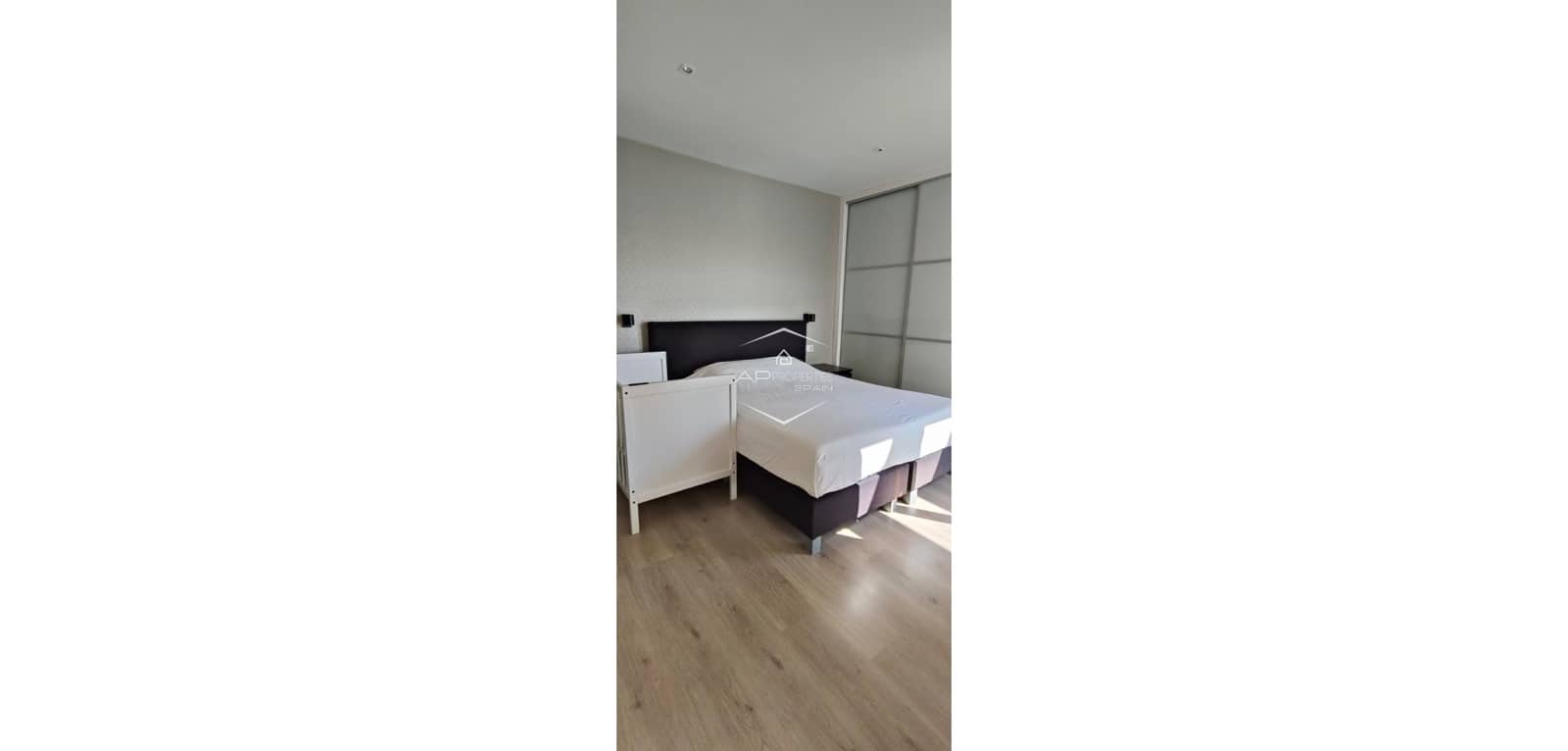 3 sypialnia Dom na sprzedaż w Torrevieja z basenem garażem - 399 900 € (Ref: 9289972)