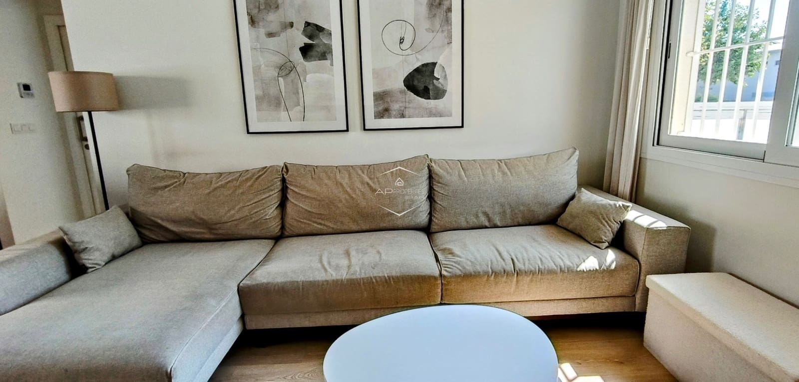 3 sypialnia Dom na sprzedaż w Torrevieja z basenem garażem - 399 900 € (Ref: 9289972)