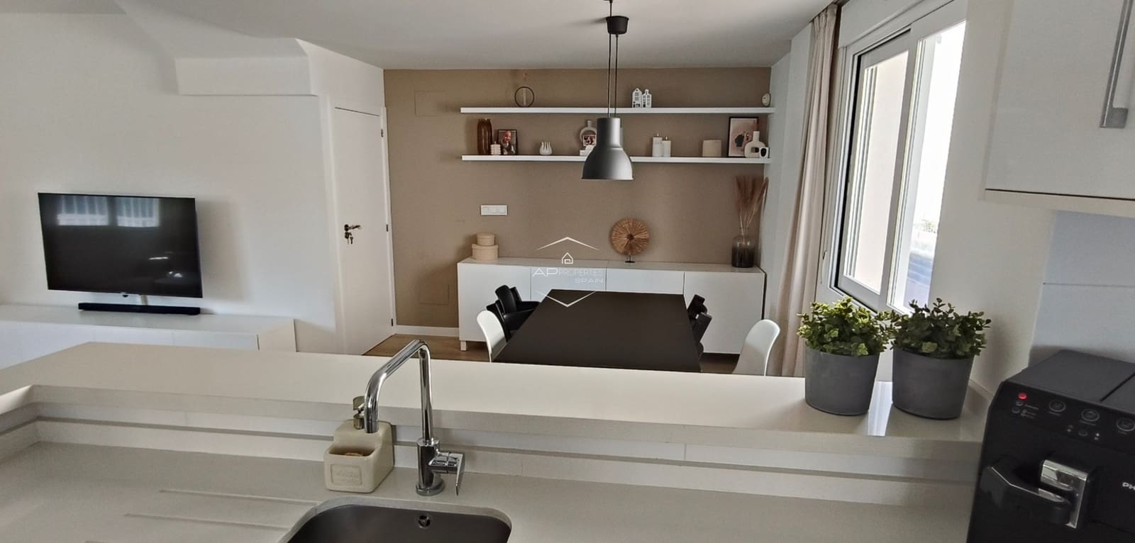 3 sypialnia Dom na sprzedaż w Torrevieja z basenem garażem - 399 900 € (Ref: 9289972)